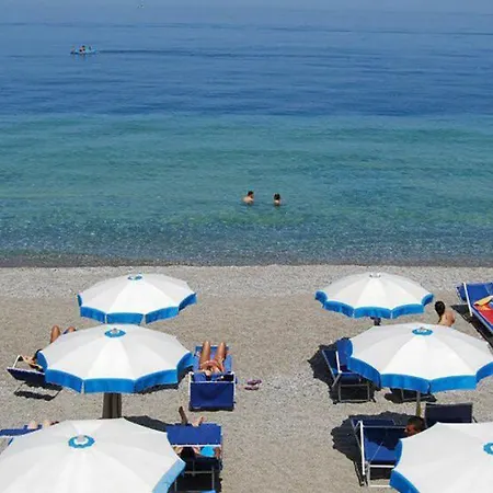 Giulia Holiday park Gioiosa Marea